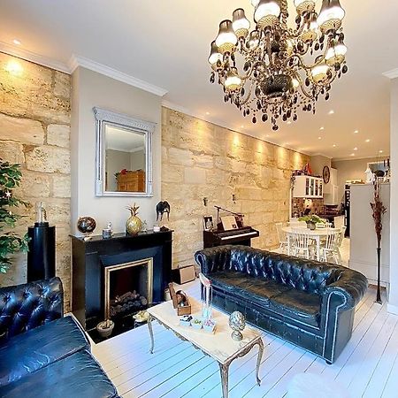 Grand Appartement Haussmanien de Standing avec Jacuzzi Terrasse et Parking en Hyper Centre Bordeaux Buitenkant foto